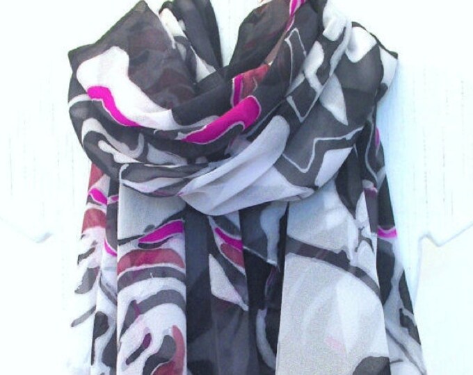 Printed Printed Silk Square Scarf in Lush Tropical