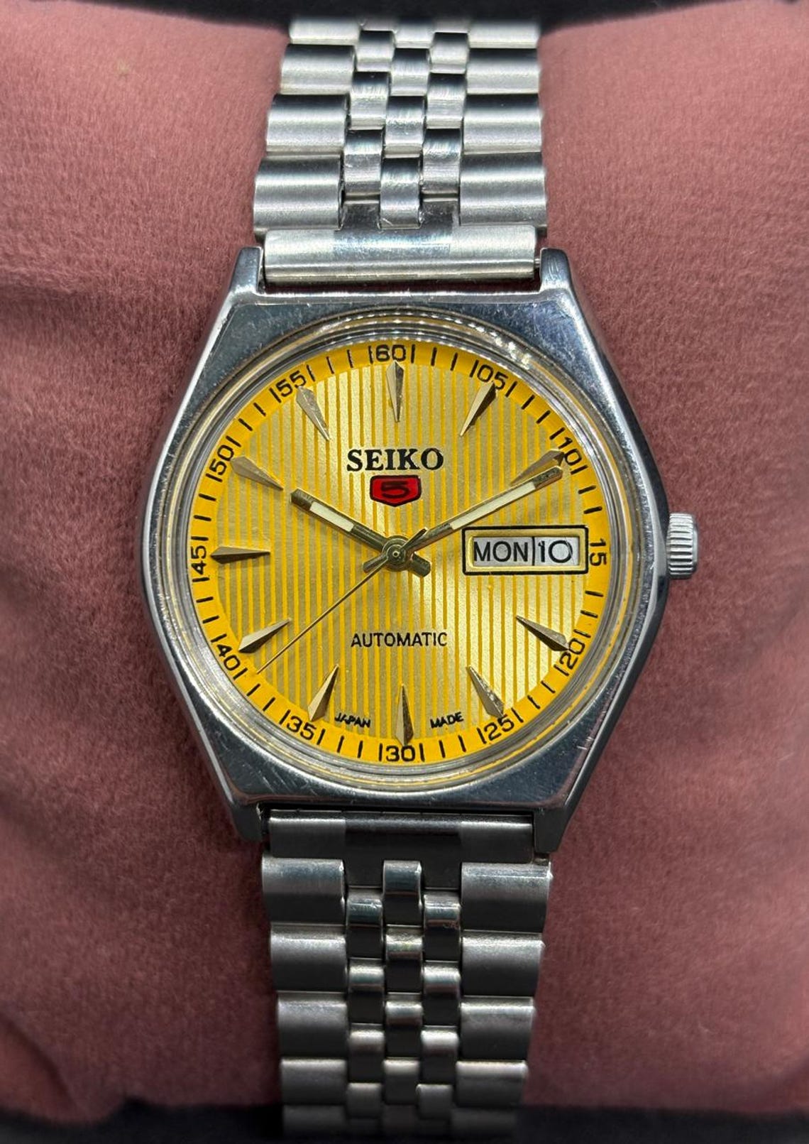 Vintage Seiko 5 Automatic Men’s Wrist Watch | Refurbished Day-Date Mechanical Timepiece, foto 2 di 5