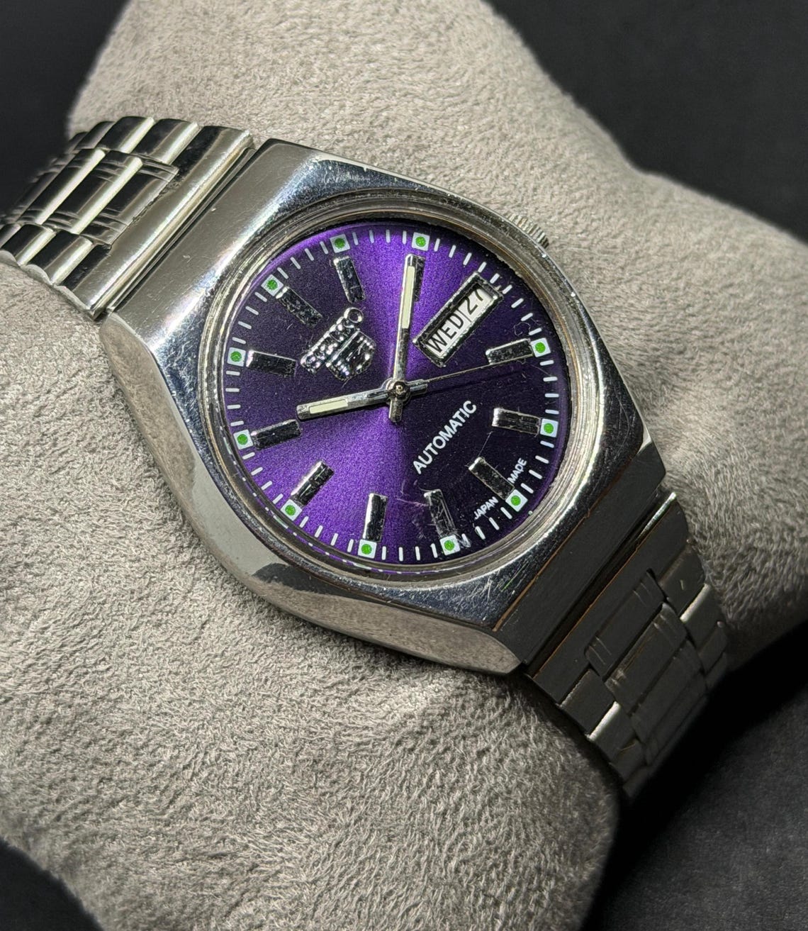 Vintage Seiko 5 Automatic Men’s Wrist Watch | Refurbished Day-Date Mechanical Timepiece, foto 4 di 5