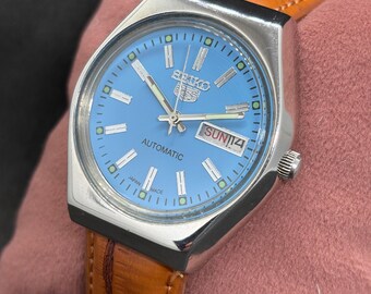 Vintage Seiko 5 Automatic Men’s Wrist Watch | Refurbished Day-Date Mechanical Timepiece
