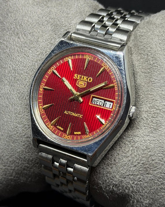 Vintage Seiko 5 Automatic Men’s Wrist Watch | Refurbished Day-Date Mechanical Timepiece
