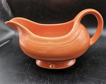Fiesta Tangerine Gravy Boat – Discontinued Color – Post 86 Homer Laughlin – Orange Serveware