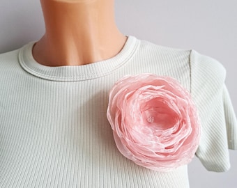 Pink flower brooch Pale powder flower Elegant flower brooch Organza flower pin Floral brooch for woman Gift for mom Flower broach