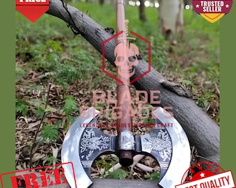 Hacha vikinga de acero al carbono hecha a mano / Hacha con mango de palisandro y funda de cuero / Herramienta rústica y regalo para él