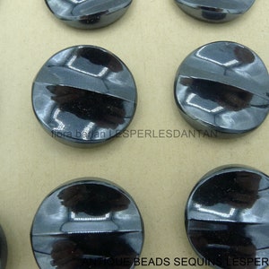 22mm 24glass buttons czech vintage glass