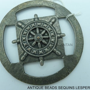 antique belt buckle sylvery metal image 1