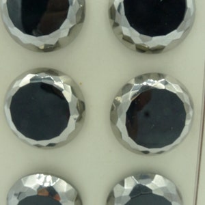 6 grands anciens boutons de verre 3.6cm