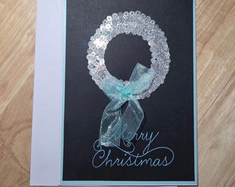 Tarjeta de Feliz Navidad con corona de lentejuelas plateadas (5x7)