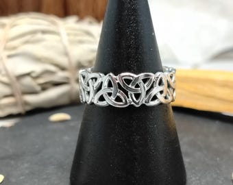 Trinity Knot Ring, Adjustable, Protection Jewellery, All Chakra Shield, Statement Ring, Witchy Gift