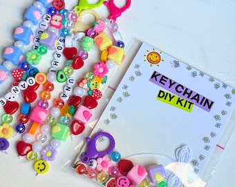 Personalized Beaded Keychain DIY Kit – Handmade Jewelry Kit Classroom Activity Set Christmas – Bulk Order