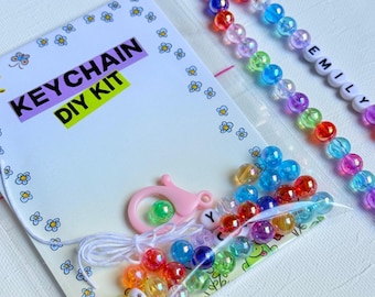 DIY Bastelset für Kinder, handgemachtes Aktivitätsset für das Klassenzimmer, Schlüsselanhänger und Armband aus Perlen