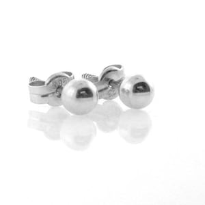 14Kt Ball Stud Earring White Gold 4m