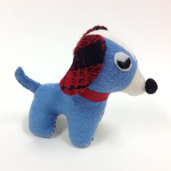 clem stuffed dog
