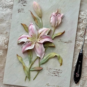 3D Lily Wall Art, Sculptural Paste Floral Painting, Handmade Textured Flower Artwork, Pastel Botanical Relief Art, Elegant Home Decor Gift