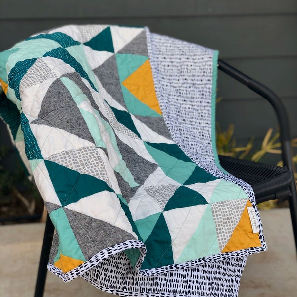 Road Trip Redux Quilt Pattern - A Modern Quilt Pattern  Instructions for two sizes and a coloring planning sheet