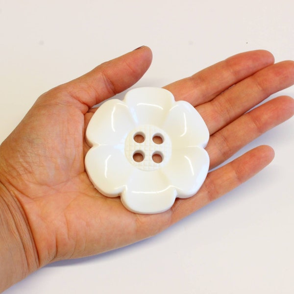 Giant flower buttons, Giant WHITE flower buttons 6.5cm, extra large buttons, huge novelty button, giant children's buttons, UK buttons shop