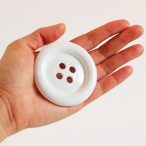 Giant WHITE Buttons, Giant Plastic Buttons 5cm, Extra Large Buttons, Huge  White Button, UK Giant Buttons, UK Buttons Shop, Coat Buttons 