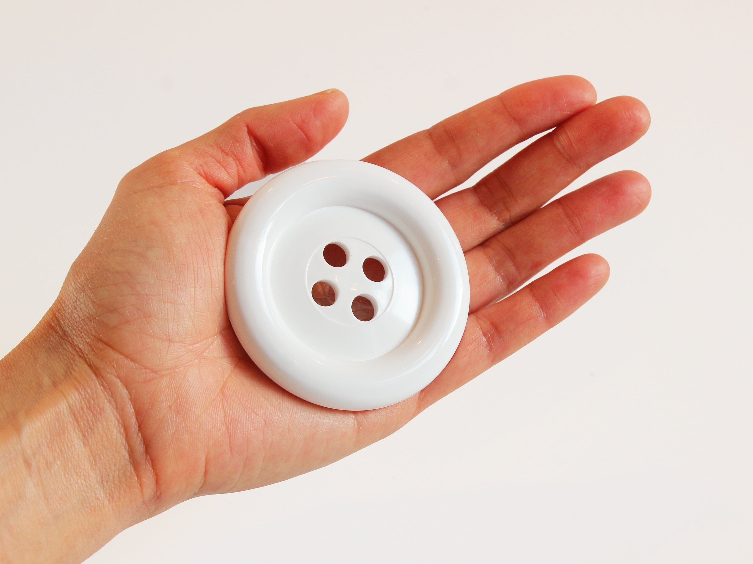 Giant WHITE Buttons, Super Xl Plastic Buttons 6.5cm, Extra Large