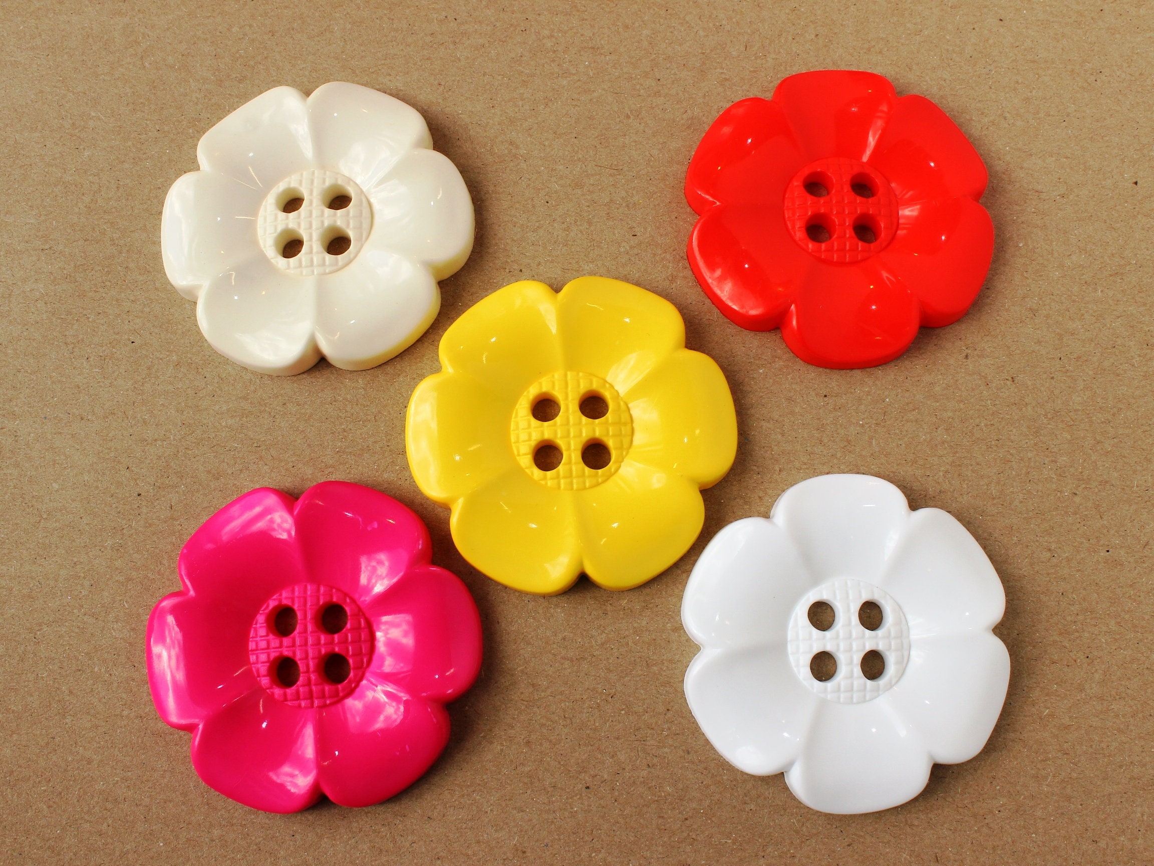 Giant WHITE Buttons, Giant Plastic Buttons 5cm, Extra Large