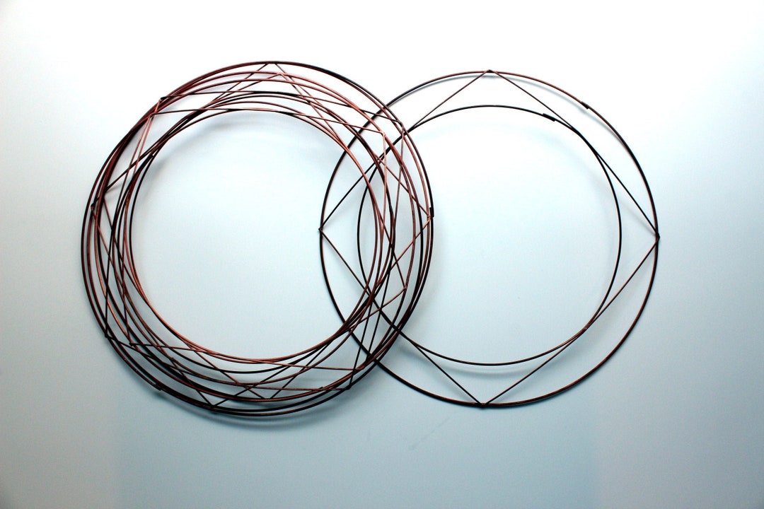 12 Wreath Base, 2x Wreath Frame, Wire Base for Wreath Making, Raised