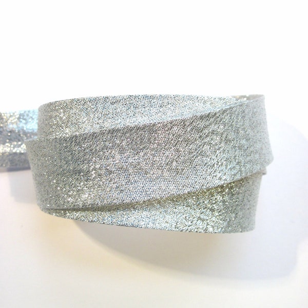 Rilegatura in sbieco argento metallizzato, nastro in sbieco argento, nastro in sbieco festivo, nastro in sbieco metallico, forniture per cucire, forniture per costumi da sartoria Negozio del Regno Unito