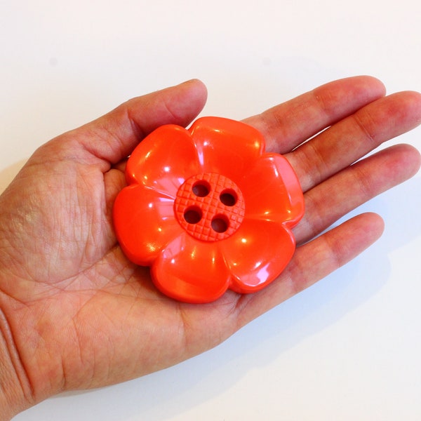 Giant flower buttons, Giant RED flower buttons 6.5cm, extra large buttons, huge novelty button, giant children's buttons, UK buttons shop