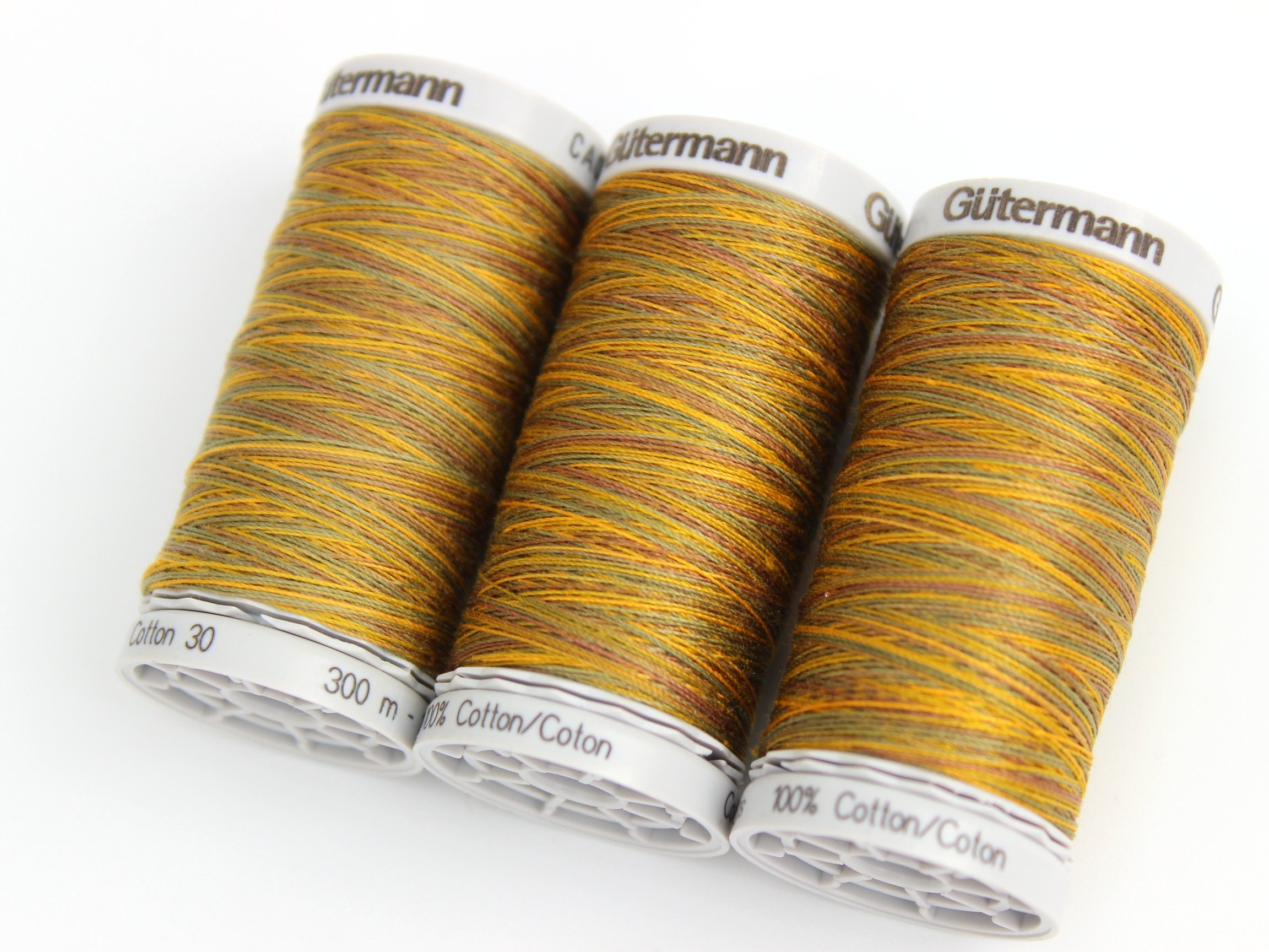Gutermann 100% Natural Cotton Variegated Thread 800m/875yds - Plum Berry