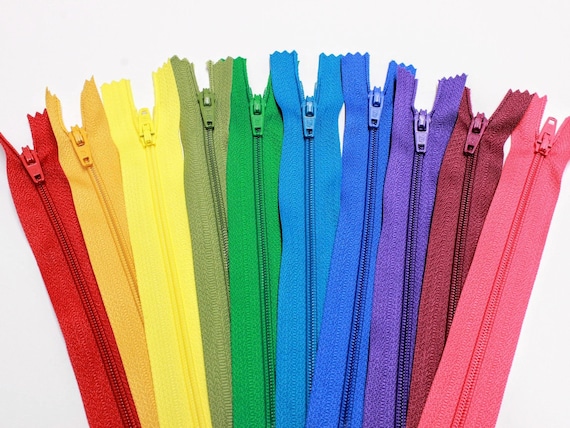 12" zips, 12 inch zips, 30cm assorted zippers, bag making supplies, dressmaking zips, cushion zips, uk craft and sewing supplies