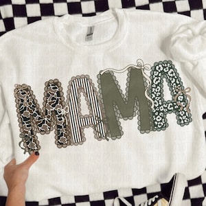 Camo Mama Png, Trendy Mama Shirt Design, Vintage Duck Camo Sublimation, Old Camo Woodlands Mama png