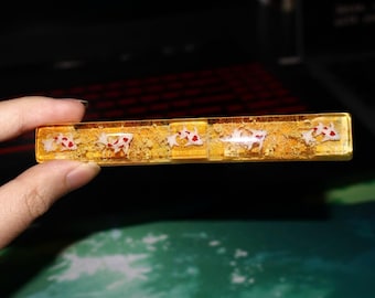 Barra espaciadora de resina Gold Koi – Tecla artesanal 6.25U para teclados mecánicos