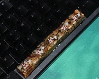 Handmade Fish Spacebar Keycap 6.25u – 2D Resin Koi Pond, Artisan Mechanical Keyboard Keycap