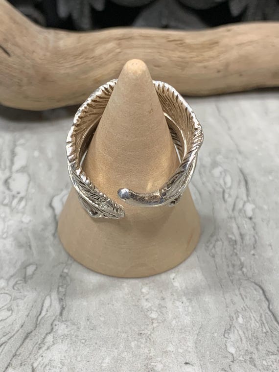 Sterling Silver Adjustable Wrap Around Feather Bo… - image 4