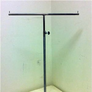 Adjustable Necklace T-Bar Display