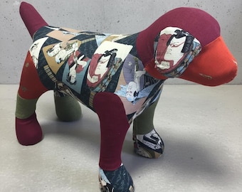 Maniquí de perro de patchwork: exhibición de telas personalizadas, drapeado de ropa para mascotas