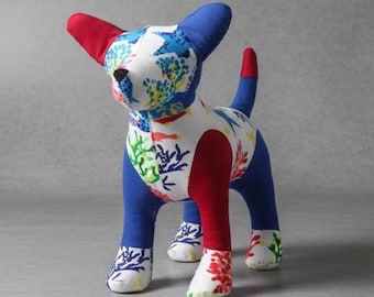 Maniquí de perro de tela patchwork: accesorio de exhibición hecho en EE. UU.