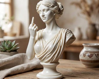 Classical Goddess Bust Sculpture Home Decor - Elegant Greek Roman Style Statue for Modern Minimalist Living Room Bookshelf