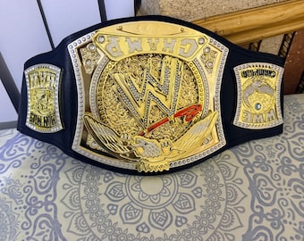 WWE Raw Spinner Wrestling Belt for Kids – Adjustable Toy Championship Title