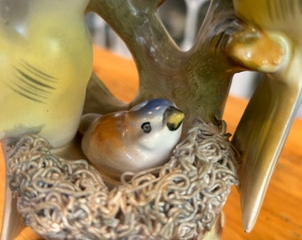 RARE Arnart Nesting Birds Figurine Japan 7801, Baby in Nest