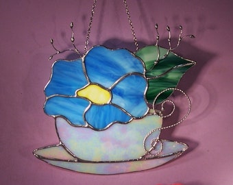 Stained Glass Suncatcher Flower in Tea Cup  (1068)