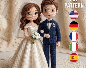 Può includere: Bambole di sposi all'uncinetto. La sposa indossa un abito bianco, un velo e una tiara, tenendo un bouquet. Lo sposo è in un abito blu navy con un papillon. Le bambole sono su una superficie color crema. L'immagine include il testo "PDF PATTERN".