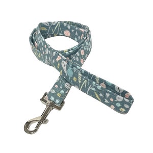 Fabric Dog Leash. Meadow Floral. Handmade in USA