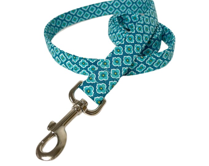 Fabric Dog Leash. Teal Ogee Babushka Print. Handmade in USA