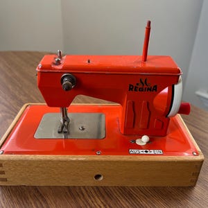 Regina Sewing Machine Vintage - Etsy