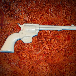 Rough Rider Single Action Revolver Holster Mold by Bunkhouse Tools