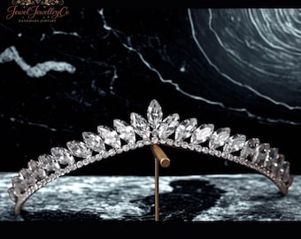 Marquise Crystal Bridal Tiara, Elegant Silver Wedding Crown, Minimalist Princess Headpiece, Luxury Rhinestone Bride Crown,Modern Queen Tiara
