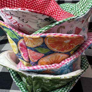 Bowl cozy, hot bowl holder, soup bowl cozy, reversible bowl cozy, house warming gift