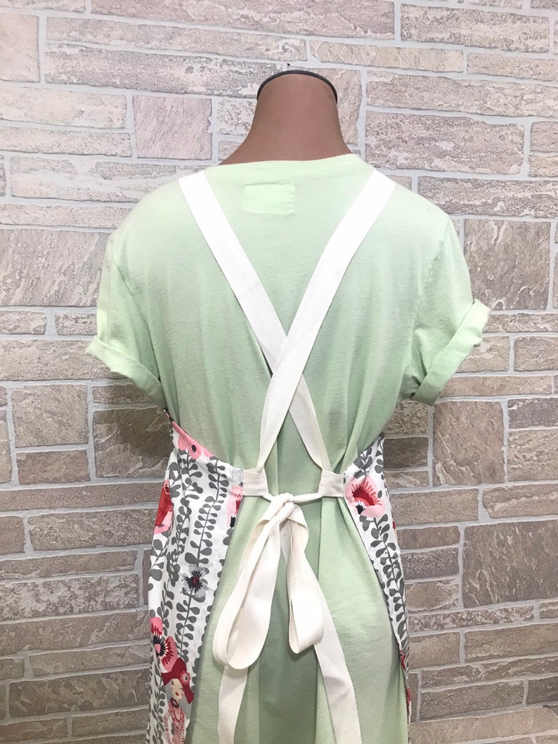 Cream apron Flower apron Fashion girl apron