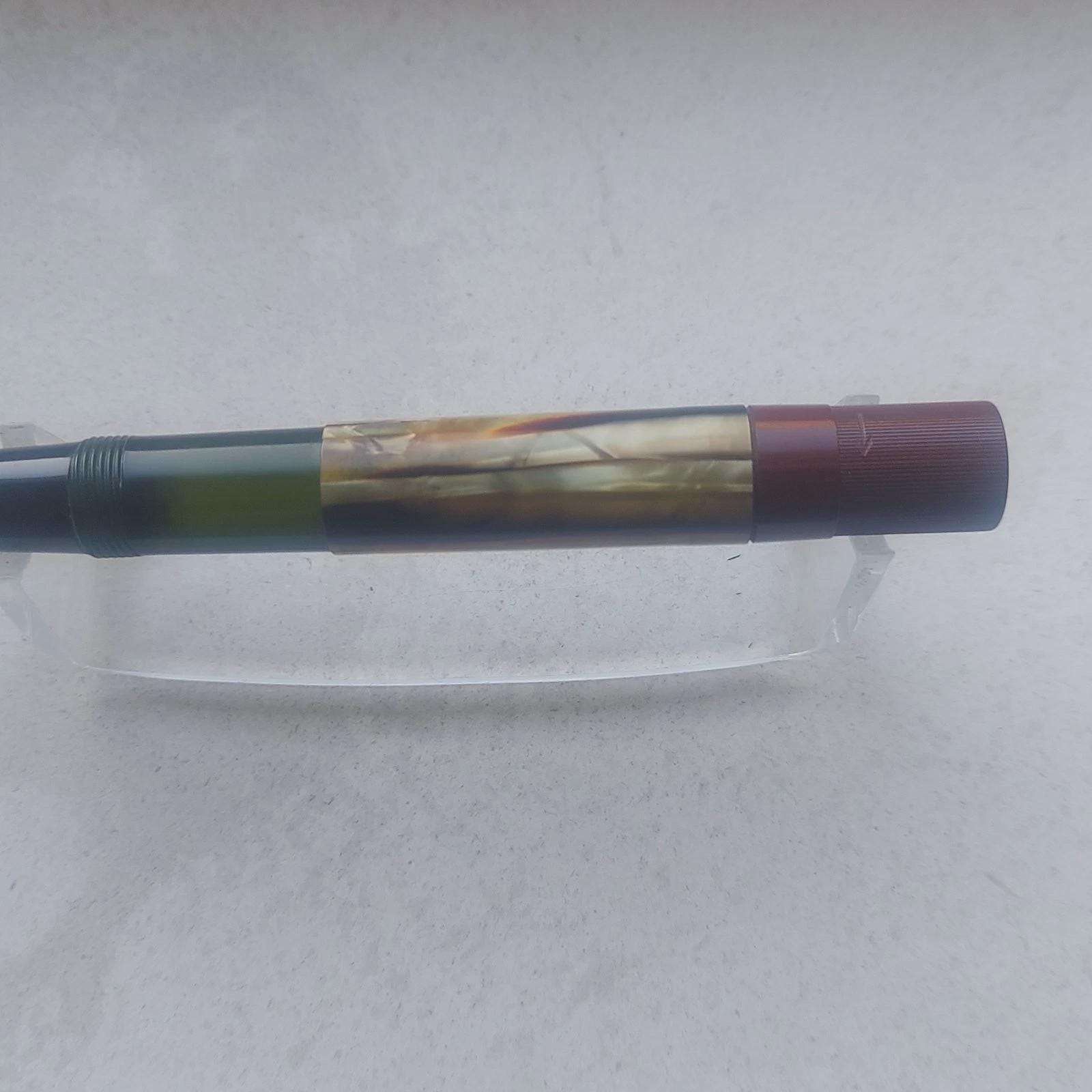 Vintage PELIKAN 100 Fountain Pen, Tortoise Red Hard Rubber, 14kt