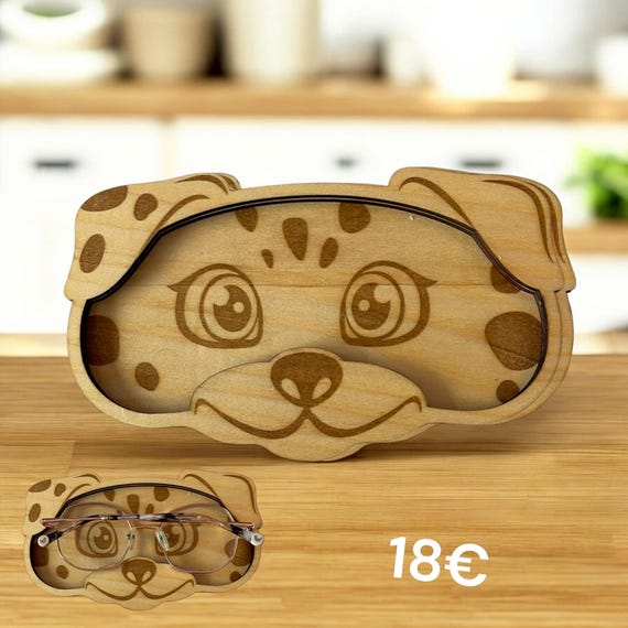 Brillenhalter aus Holz mit süssem Hundegesicht.