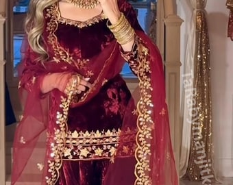 Designer Black Salwar Kameez – Heavy Zari Work Sleeves & Hem – Luxury Ethnic Suit